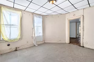 854 Suismon St, Pittsburgh, PA 15212 - Photo 13