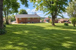 6 Greenview Dr, Robinson Twp, PA 15136 - Photo 5