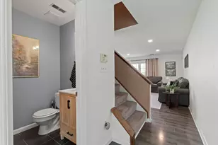 70 New London Ln, Oakmont, PA 15139 - Photo 9