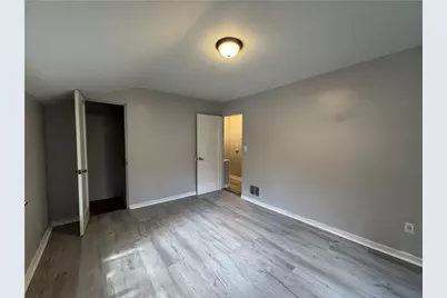 8181 Chaske St, Pittsburgh, PA 15147 - Photo 17