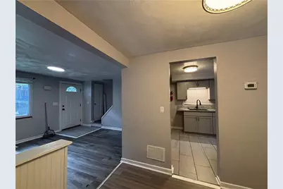 8181 Chaske St, Pittsburgh, PA 15147 - Photo 9