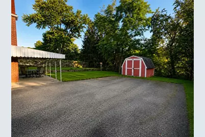 134 Connie Dr, Ross Twp, PA 15214 - Photo 15