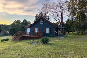 1585 Maple Dr, Hermitage, PA 16148 - Photo 5