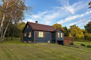 1585 Maple Dr, Hermitage, PA 16148 - Photo 1