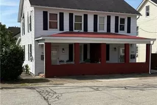 424-426 Cassett Ave, Jeannette, PA 15644 - Photo 1