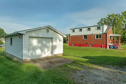 147 W Pennsylvania Avenue, New Stanton, PA 15601 - Photo 31