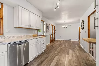 294 Hillcrest Cir, Ross Twp, PA 15237 - Photo 9