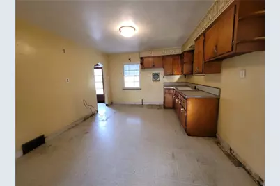 2634 Chambers St, Lower Burrell, PA 15068 - Photo 9