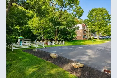 323 Joan Of Arc Ct, Jefferson Hills, PA 15025 - Photo 21