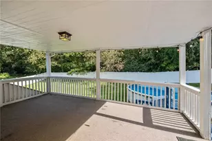 224 Lakeside Dr, Robinson Twp, PA 15136 - Photo 37