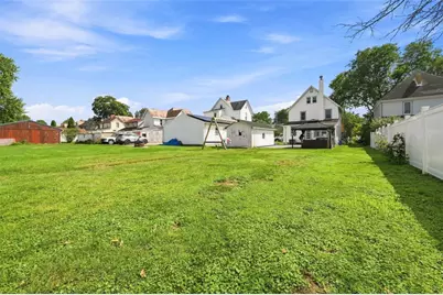 327 E Spring, Zelienople, PA 16063 - Photo 43