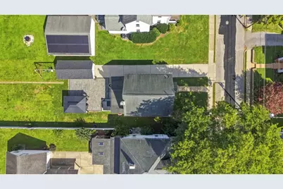 327 E Spring, Zelienople, PA 16063 - Photo 45