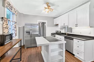 609 Pine St, Ambridge, PA 15003 - Photo 7