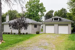 3855 Mt Royal Blvd, Hampton, PA 15101 - Photo 1