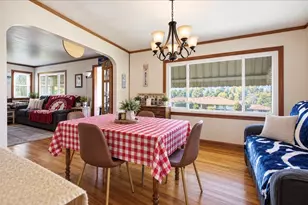 223 Crescent Dr, Hempfield Township, PA 15601 - Photo 5