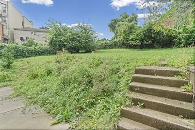 2204 Hazeldell St, Pittsburgh, PA 15210 - Photo 41