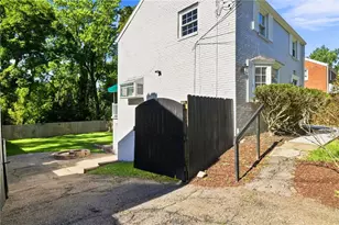 1227 Circle Dr, Pittsburgh, PA 15221 - Photo 5
