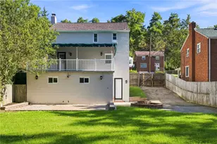 1227 Circle Dr, Pittsburgh, PA 15221 - Photo 13