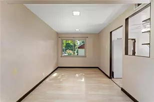 200 Elfinwild Rd, Pittsburgh, PA 15101 - Photo 9
