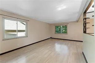 200 Elfinwild Rd, Pittsburgh, PA 15101 - Photo 5