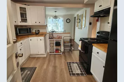 7857 Thon Dr, Pittsburgh, PA 15147 - Photo 7
