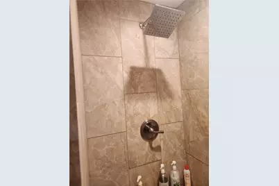 7857 Thon Dr, Pittsburgh, PA 15147 - Photo 19