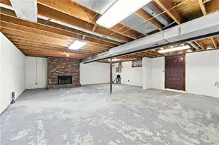 1803 S Villa Dr, Pittsburgh, PA 15044 - Photo 43