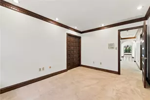 1803 S Villa Dr, Pittsburgh, PA 15044 - Photo 35