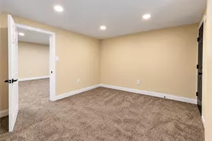 707 Riehl Dr, Pittsburgh, PA 15234 - Photo 37