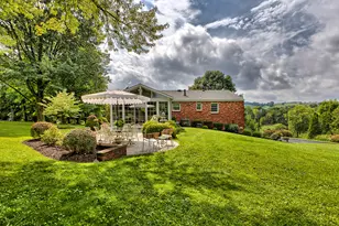 313 Patterson Ln, Belle Vernon, PA 15012 - Photo 3
