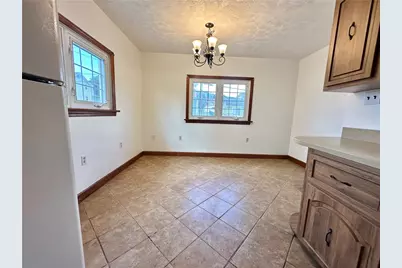 606 S 5th St, Youngwood, PA 15697 - Photo 7