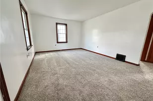 606 S 5th St, Youngwood, PA 15697 - Photo 3