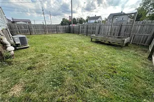 606 S 5th St, Youngwood, PA 15697 - Photo 39