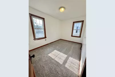 606 S 5th St, Youngwood, PA 15697 - Photo 17