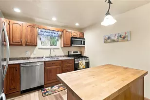 402 Hochberg Rd, Monroeville, PA 15146 - Photo 9