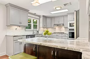 144 Sunridge Dr, Pittsburgh, PA 15234 - Photo 7