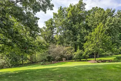 103 Shag Bark Ln, Peters Township, PA 15367 - Photo 5