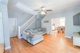 310 Almar Dr, Pittsburgh, PA 15237 - Photo 9