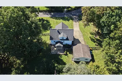 310 Almar Dr, Pittsburgh, PA 15237 - Photo 37