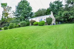 245 Revo Rd, Pittsburgh, PA 15236 - Photo 27