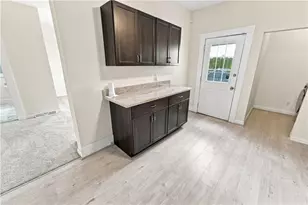 906 Summit St, McKeesport, PA 15132 - Photo 9