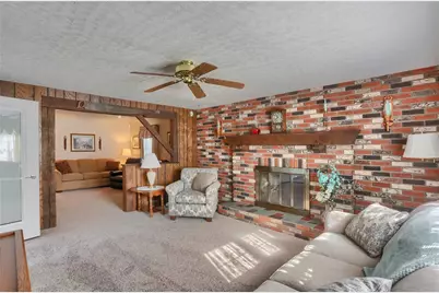 207 Charlemont Ave, Taylor Township, PA 16160 - Photo 13