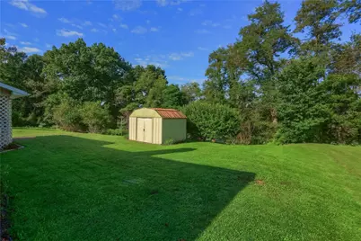 207 Charlemont Ave, Taylor Township, PA 16160 - Photo 9