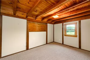 358 Hoopenhobe Ln, Pulaski Township, PA 16159 - Photo 37