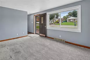 3360 McRoberts Rd, Pittsburgh, PA 15234 - Photo 9