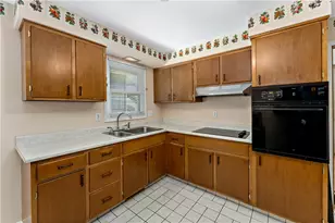 25 Barclay St, Greensburg, PA 15601 - Photo 11