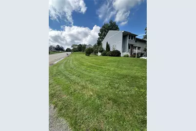 1056 Cranston Dr, Greensburg, PA 15601 - Photo 41