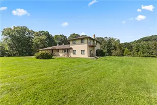 369 S Kings Creek Rd, Hanover Township, PA 15021 - Photo 3