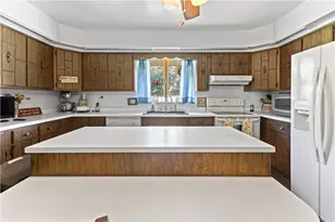 369 S Kings Creek Rd, Hanover Township, PA 15021 - Photo 5