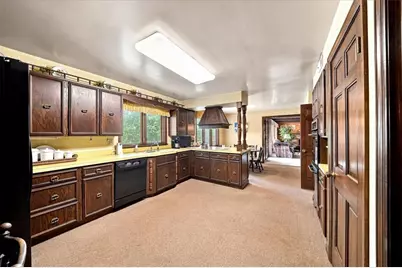 1048 Center Oak Dr, Pittsburgh, PA 15237 - Photo 17